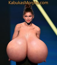 zendaya-flopping-her-huge-round-tits-for-the-audience-7567.jpg
