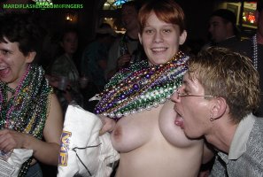 MardiFlashers-com-2001-0401.jpg