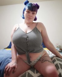 Skinny brunette with huge tits in blue top - Forum